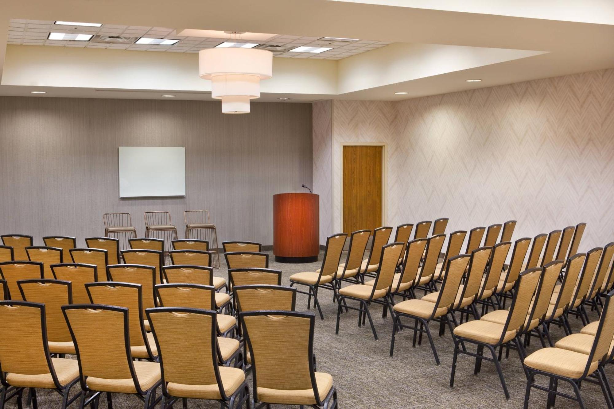 Springhill Suites Chesapeake Greenbrier Екстер'єр фото